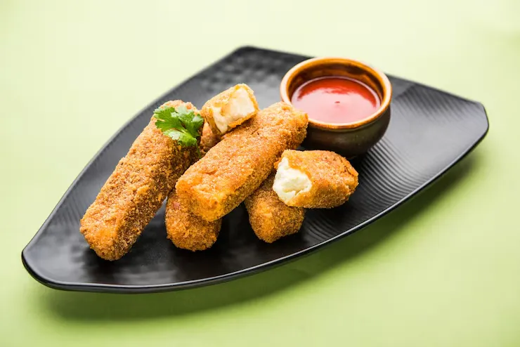 Fried Mozzarella Sticks (6 Pieces) - Image 2